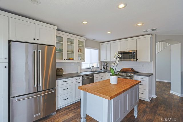 967 Naples, Corona, CA 92882