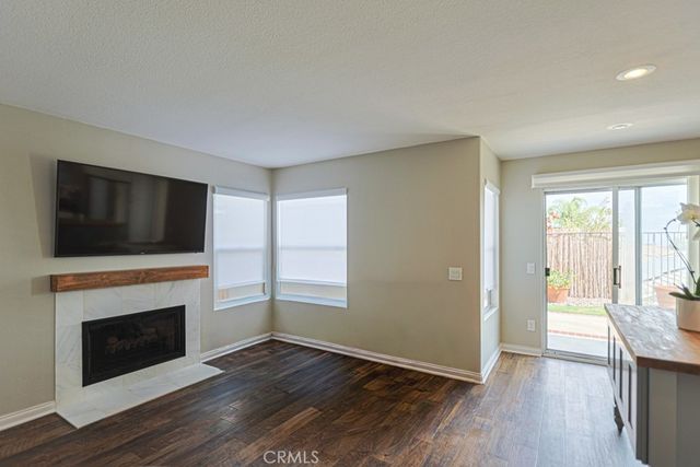 967 Naples, Corona, CA 92882