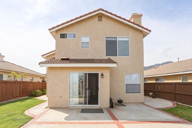 967 Naples, Corona, CA 92882