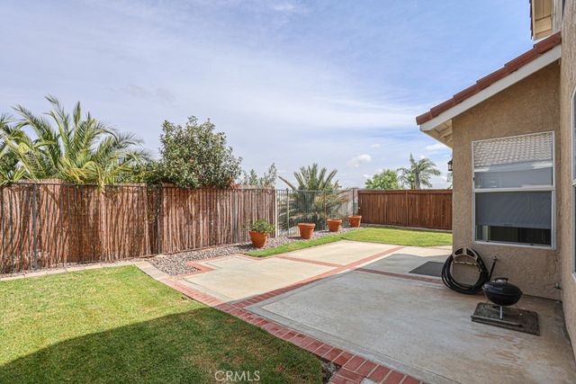 967 Naples, Corona, CA 92882