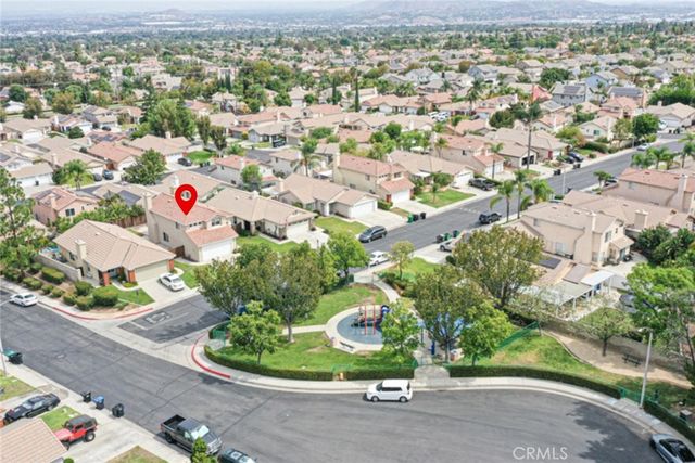 967 Naples, Corona, CA 92882