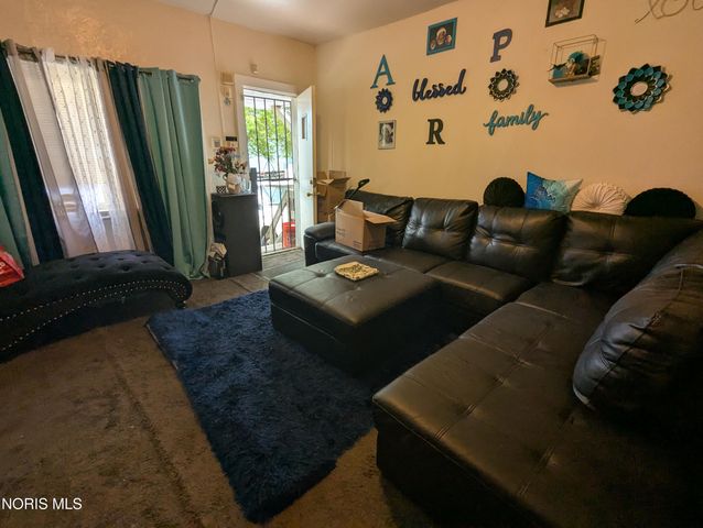 517 Knower Street, Toledo, OH 43609