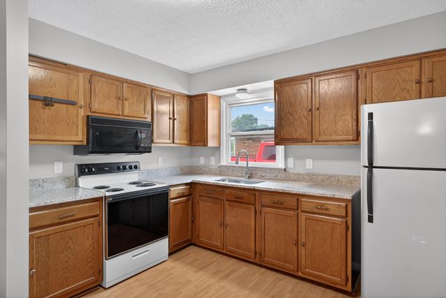 108 Ash Court, Nicholasville, KY 40356