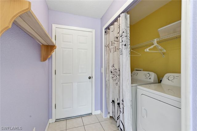 1562 Jakway RD, North Port, FL 34288