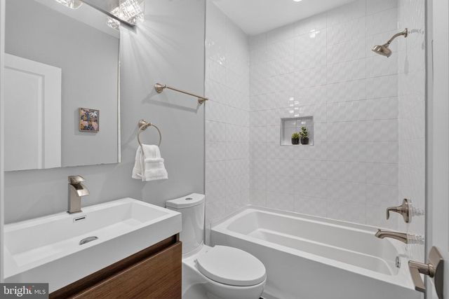 4516 ILLINOIS AVE NW, Washington, DC 20011