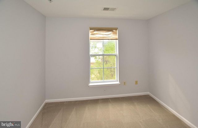 20428 COOL FERN SQ, Ashburn, VA 20147