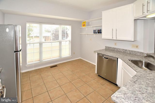 20428 COOL FERN SQ, Ashburn, VA 20147