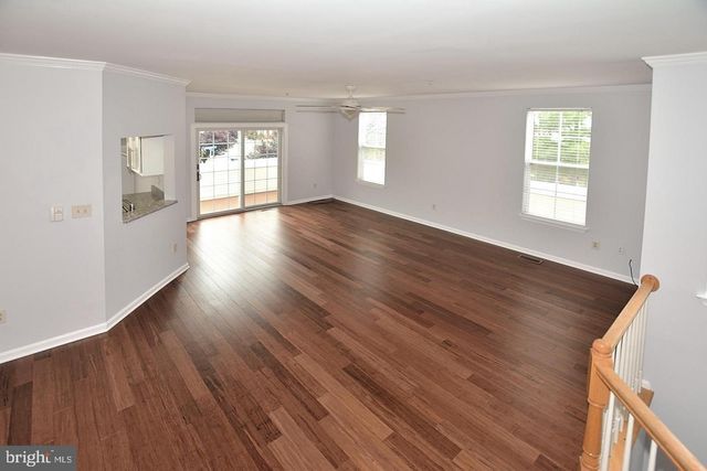 20428 COOL FERN SQ, Ashburn, VA 20147