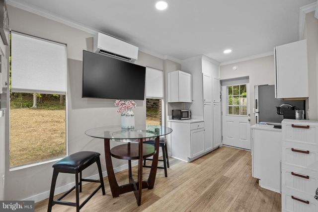 8015 EDDY BEND TRL, Fairfax Station, VA 22039