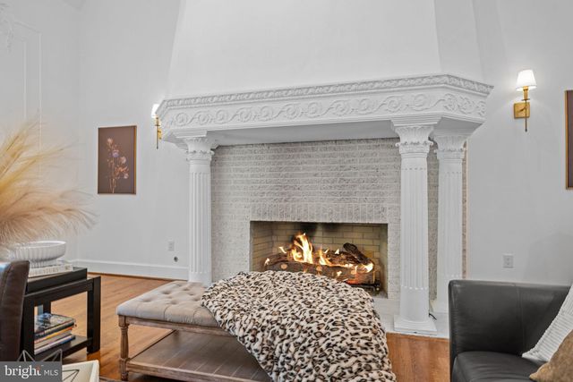 8015 EDDY BEND TRL, Fairfax Station, VA 22039