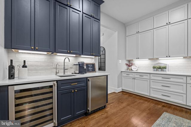 8015 EDDY BEND TRL, Fairfax Station, VA 22039
