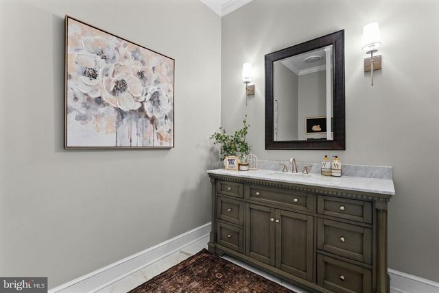 8015 EDDY BEND TRL, Fairfax Station, VA 22039