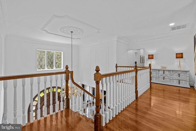 8015 EDDY BEND TRL, Fairfax Station, VA 22039