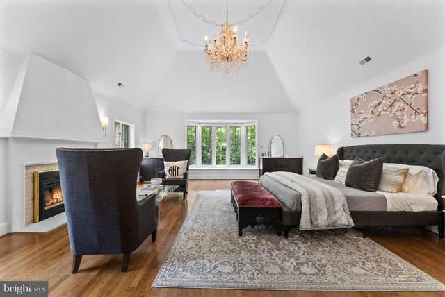 8015 EDDY BEND TRL, Fairfax Station, VA 22039