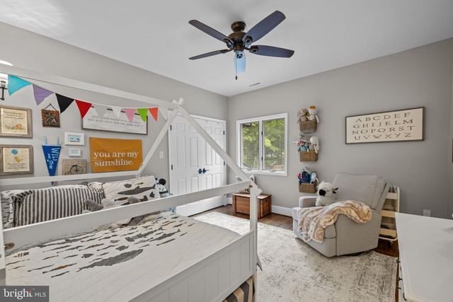 8015 EDDY BEND TRL, Fairfax Station, VA 22039