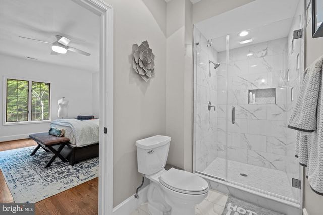 8015 EDDY BEND TRL, Fairfax Station, VA 22039