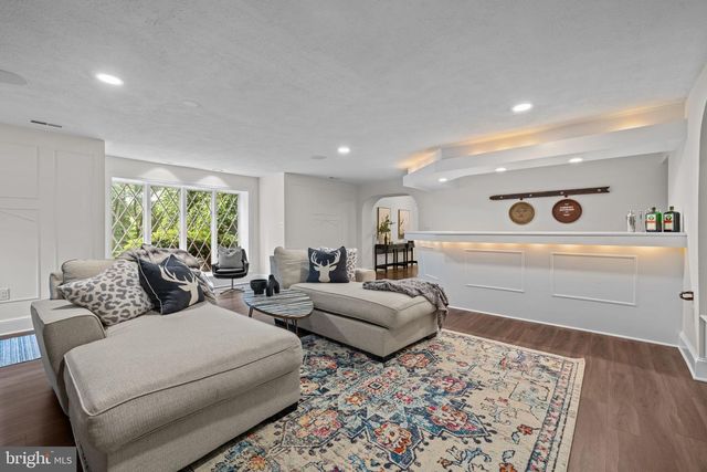 8015 EDDY BEND TRL, Fairfax Station, VA 22039