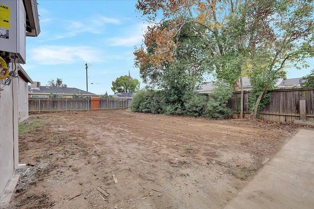 1716 Buchanan St, Marysville, CA 95901