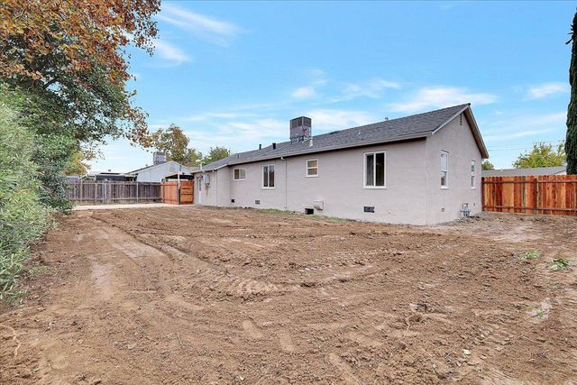 1716 Buchanan St, Marysville, CA 95901