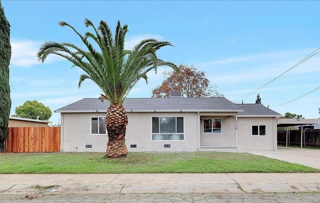 1716 Buchanan St, Marysville, CA 95901