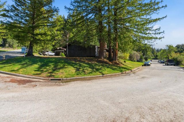 101 Culligan Court, Boulder Creek, CA 95006