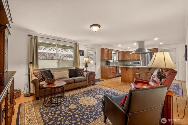 1484 Elmwood Street, Wenatchee, WA 98801