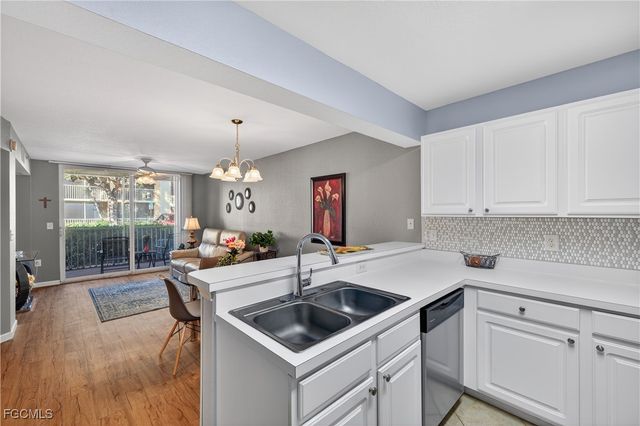 4122 Residence DR 105, Fort Myers, FL 33901