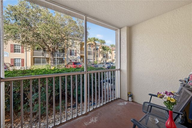 4122 Residence DR 105, Fort Myers, FL 33901