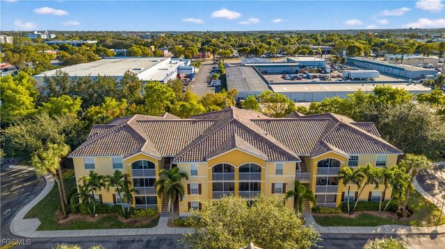 4122 Residence DR 105, Fort Myers, FL 33901