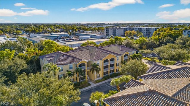 4122 Residence DR 105, Fort Myers, FL 33901