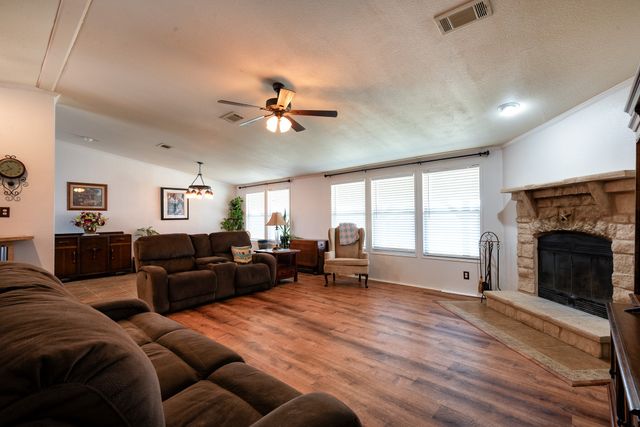 1147 Hill County Road 1458, Itasca, TX 76055