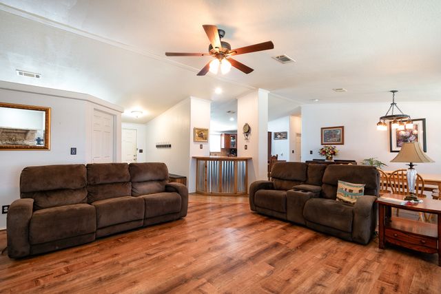 1147 Hill County Road 1458, Itasca, TX 76055