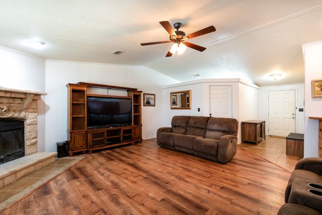 1147 Hill County Road 1458, Itasca, TX 76055