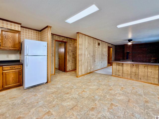 1275 307, Clinton, KY 42031