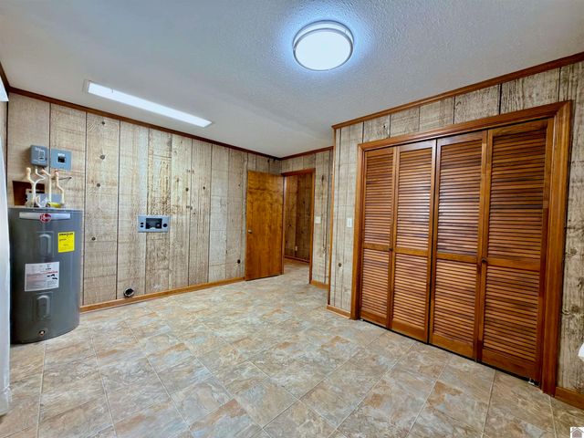 1275 307, Clinton, KY 42031