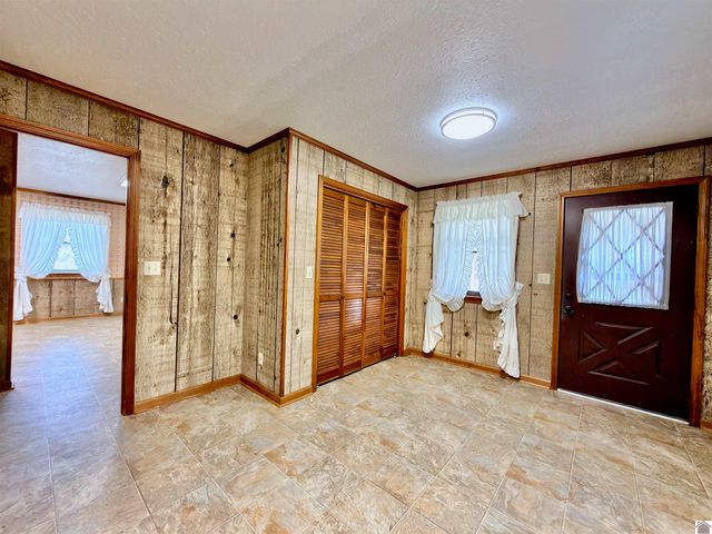 1275 307, Clinton, KY 42031