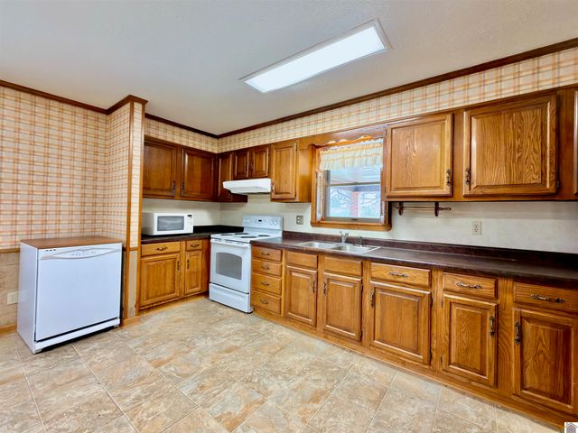 1275 307, Clinton, KY 42031