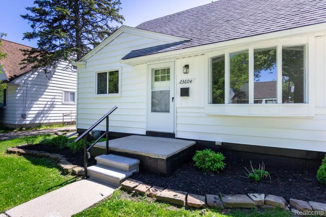 23604 Deziel Street, St. Clair Shores, MI 48082