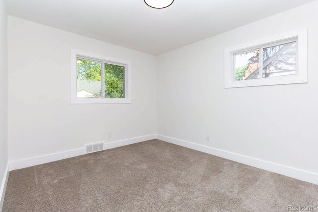 23604 Deziel Street, St. Clair Shores, MI 48082