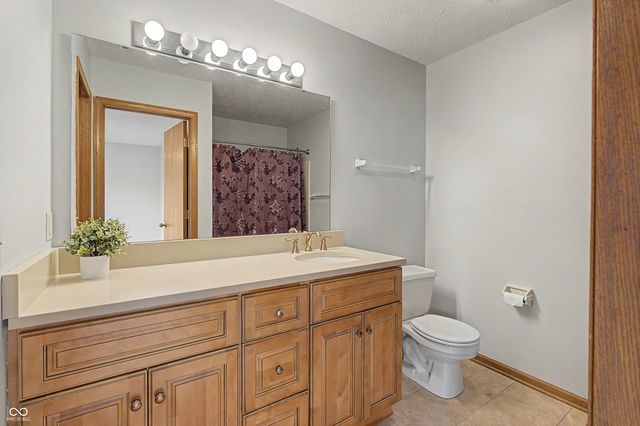 4531 Golden Meadow Court, Indianapolis, IN 46254