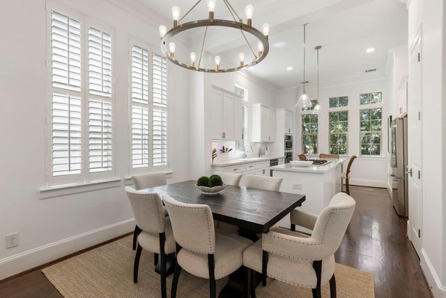 66 Wooded Park Place, The Woodlands, TX 77380
