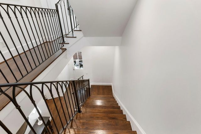 66 Wooded Park Place, The Woodlands, TX 77380