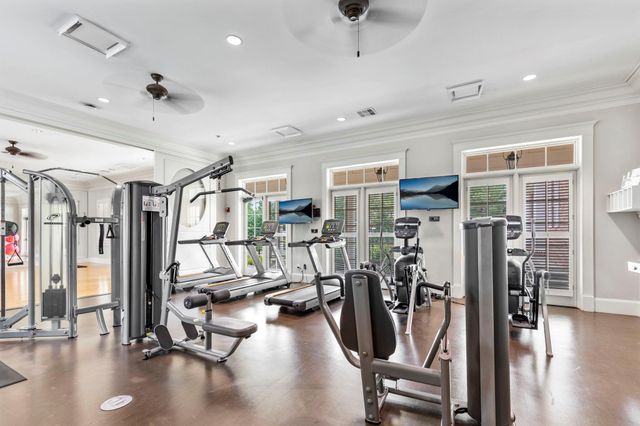 66 Wooded Park Place, The Woodlands, TX 77380