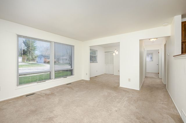 350 Hollywood Drive, Saline, MI 48176