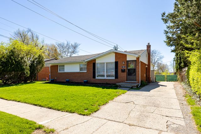 350 Hollywood Drive, Saline, MI 48176