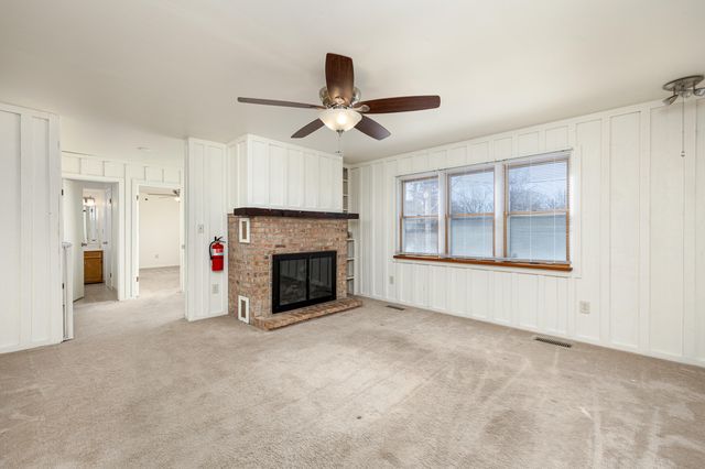 350 Hollywood Drive, Saline, MI 48176