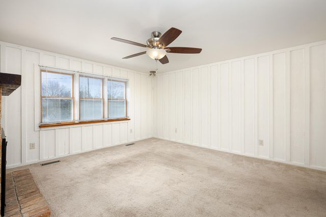 350 Hollywood Drive, Saline, MI 48176