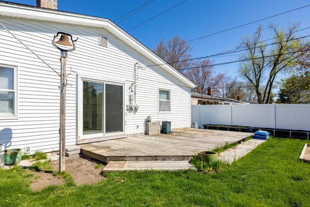 350 Hollywood Drive, Saline, MI 48176