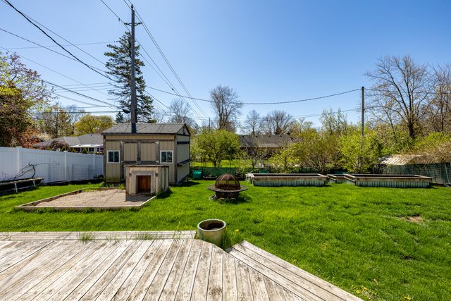350 Hollywood Drive, Saline, MI 48176