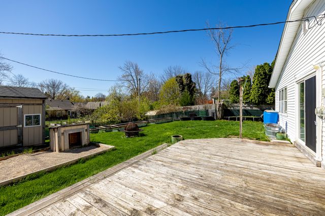 350 Hollywood Drive, Saline, MI 48176